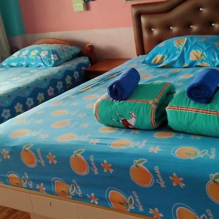 Rueangsrisiri Guesthouse 2 수코타이 외부 사진
