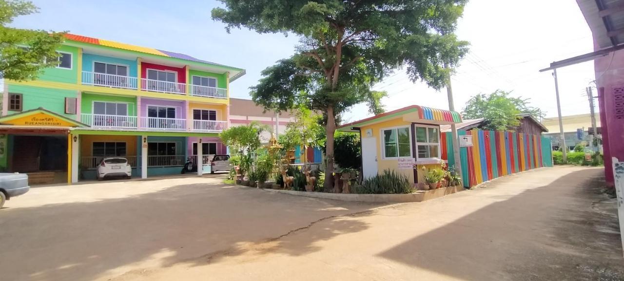 Rueangsrisiri Guesthouse 2 수코타이 외부 사진