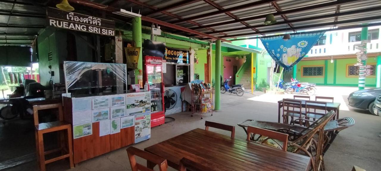 Rueangsrisiri Guesthouse 2 수코타이 외부 사진