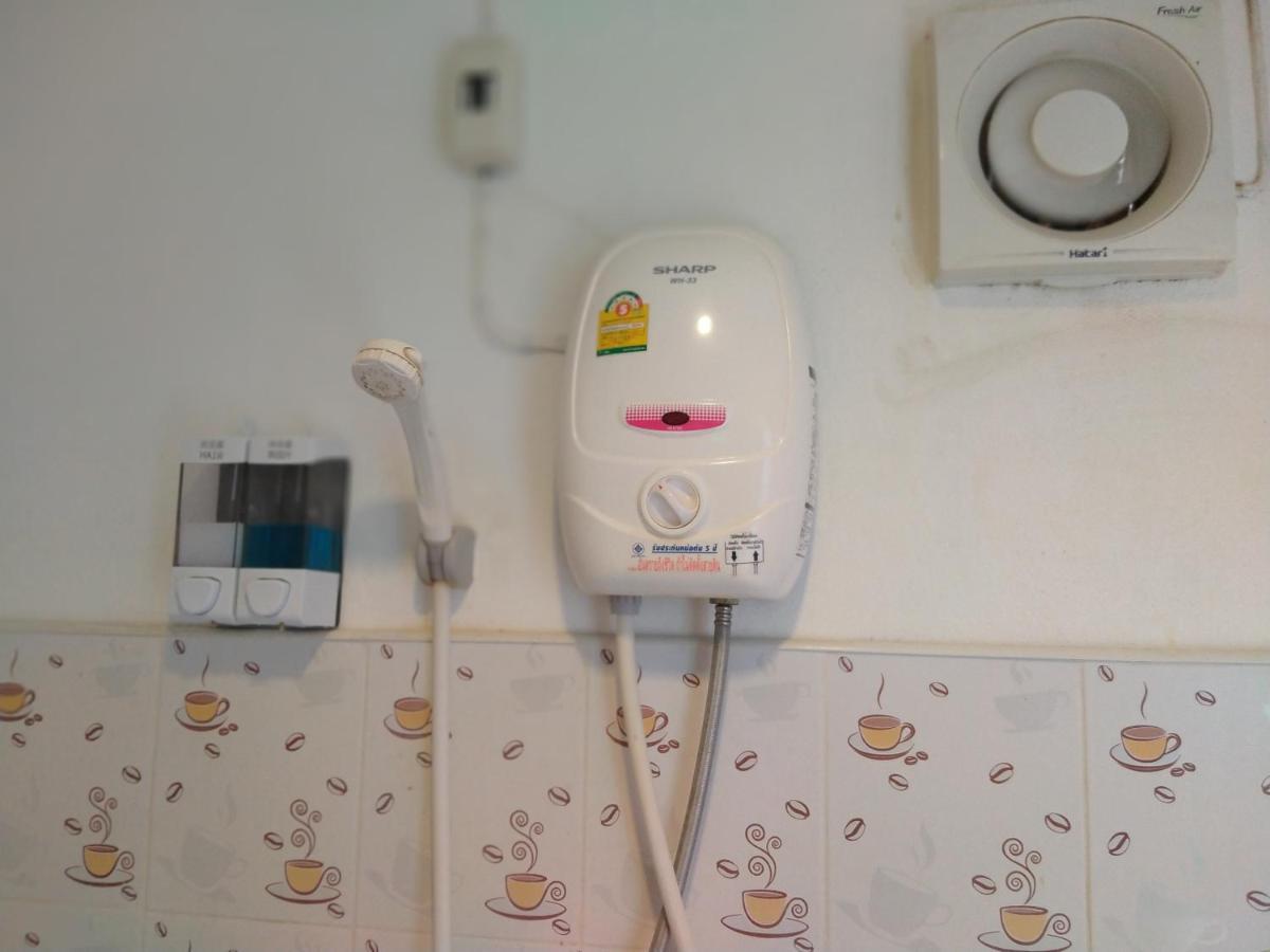 Rueangsrisiri Guesthouse 2 수코타이 외부 사진