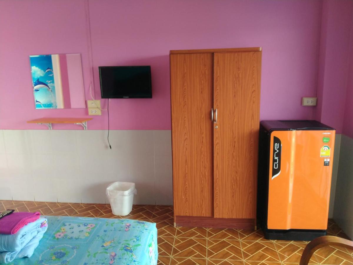 Rueangsrisiri Guesthouse 2 수코타이 외부 사진