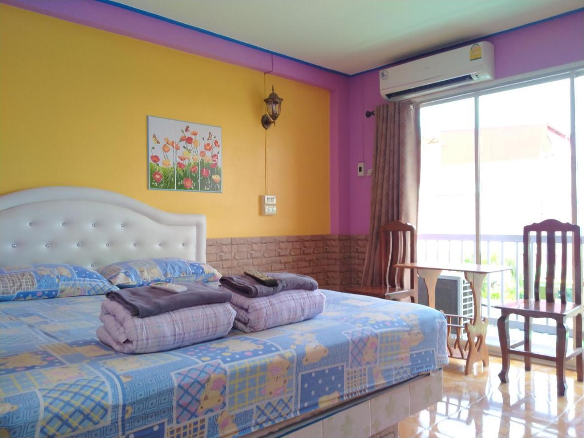 Rueangsrisiri Guesthouse 2 수코타이 외부 사진
