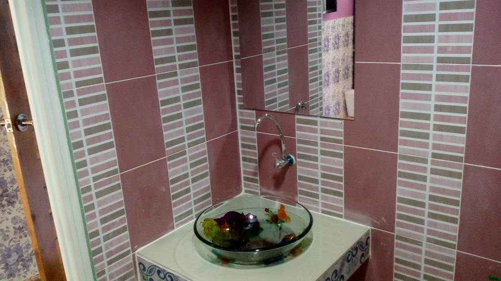 Rueangsrisiri Guesthouse 2 수코타이 외부 사진