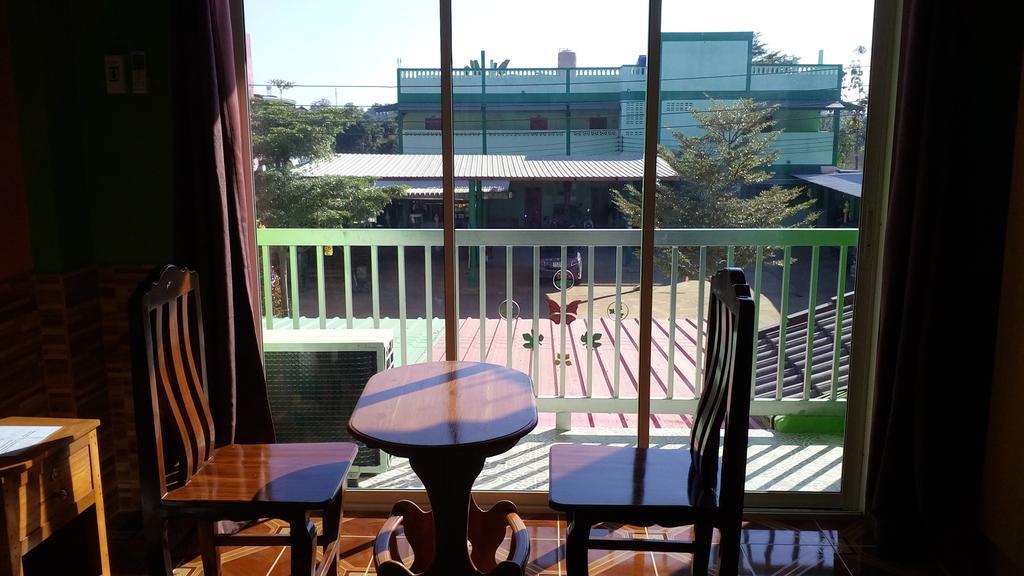 Rueangsrisiri Guesthouse 2 수코타이 외부 사진
