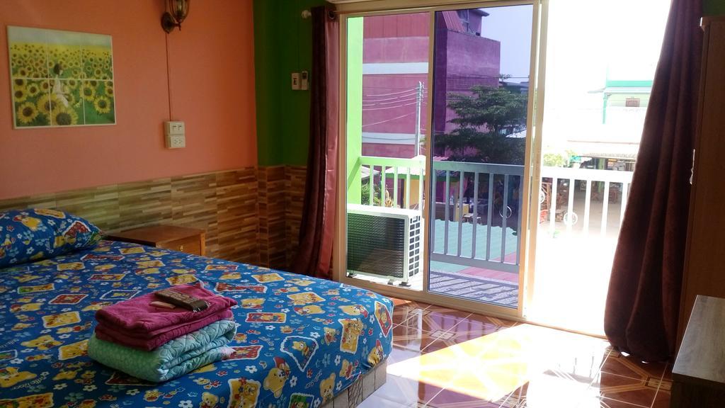 Rueangsrisiri Guesthouse 2 수코타이 외부 사진